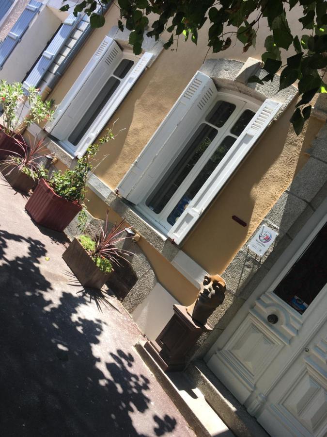 Guesthouse La Villae Mazamet Exteriör bild