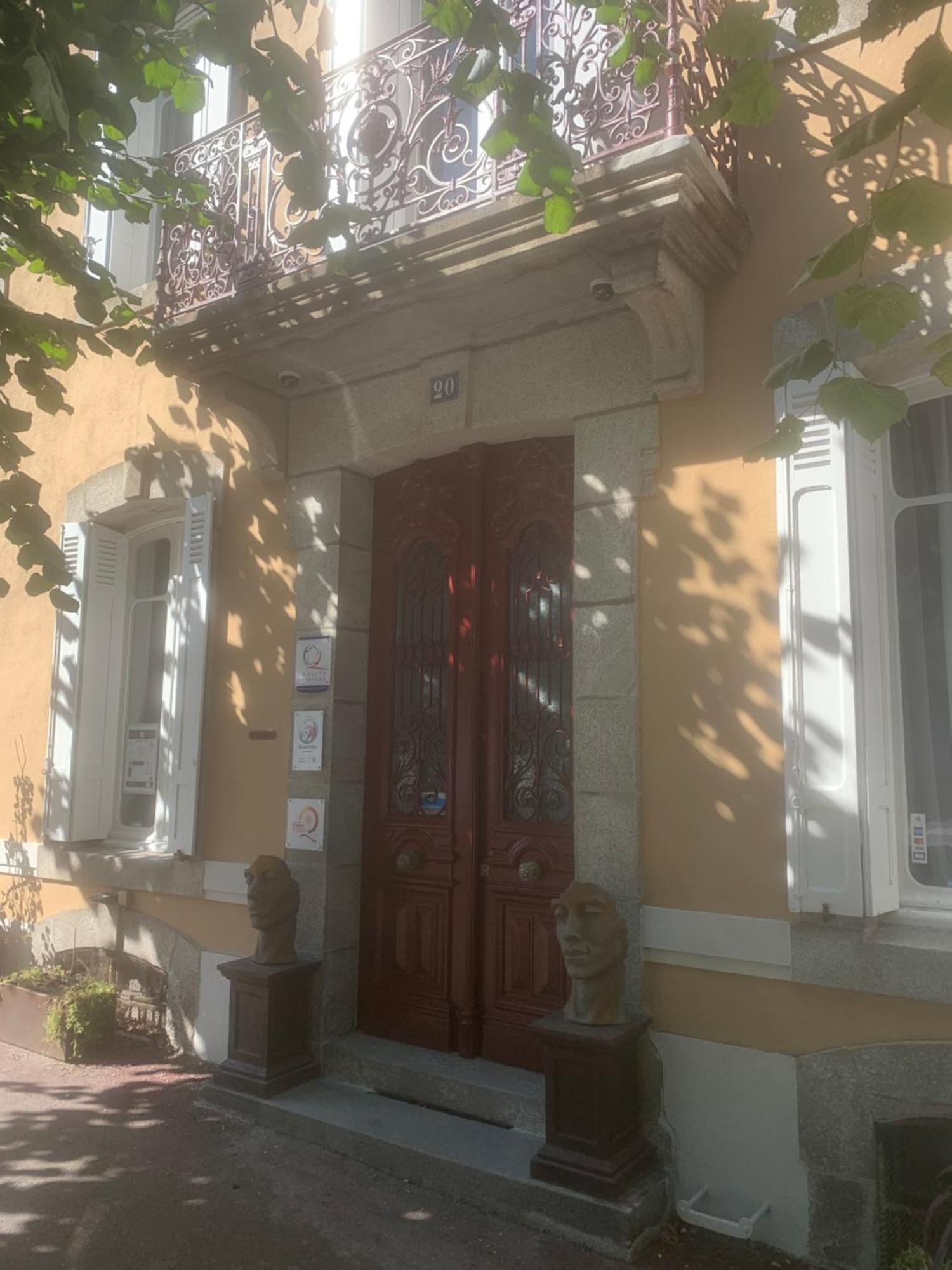 Guesthouse La Villae Mazamet Exteriör bild